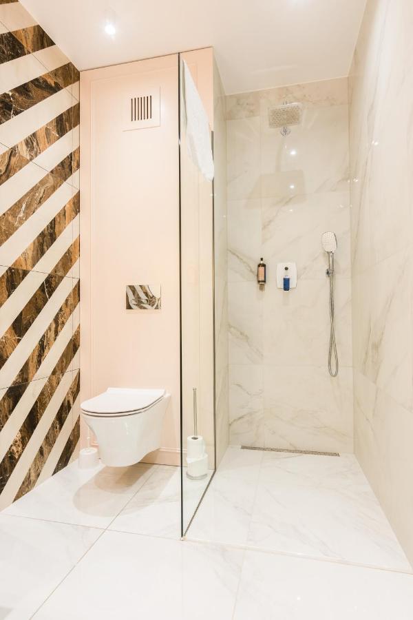 Apartment Old Town Halicka Street By Nearto คราคูฟ ภายนอก รูปภาพ